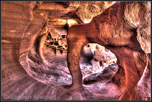 Windstone Arch, Fire Cave, Valley of Fire, USA